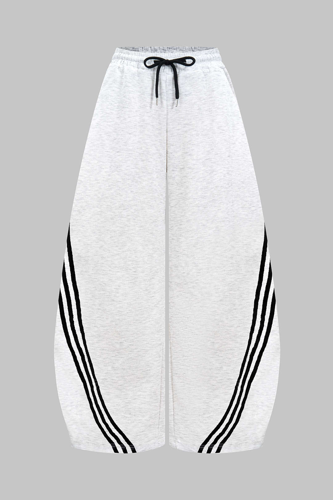 Kontrasty kalhot s nohavicemi a šňůrkou